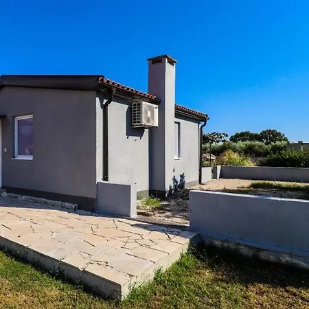 Krajcar Tatil Evi Loborika
